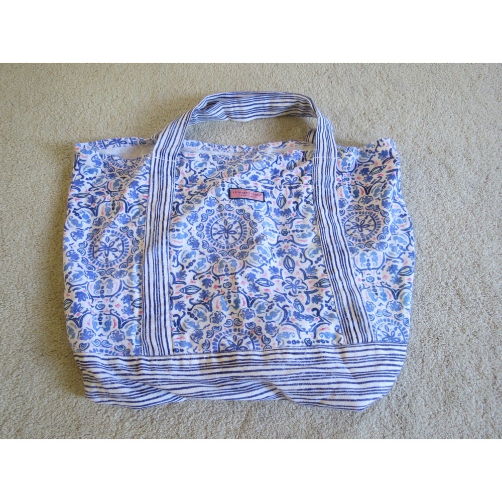 Vineyard Vines Martha's Vineyard Tote Bag